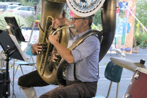 Tuba and Sousaphone players